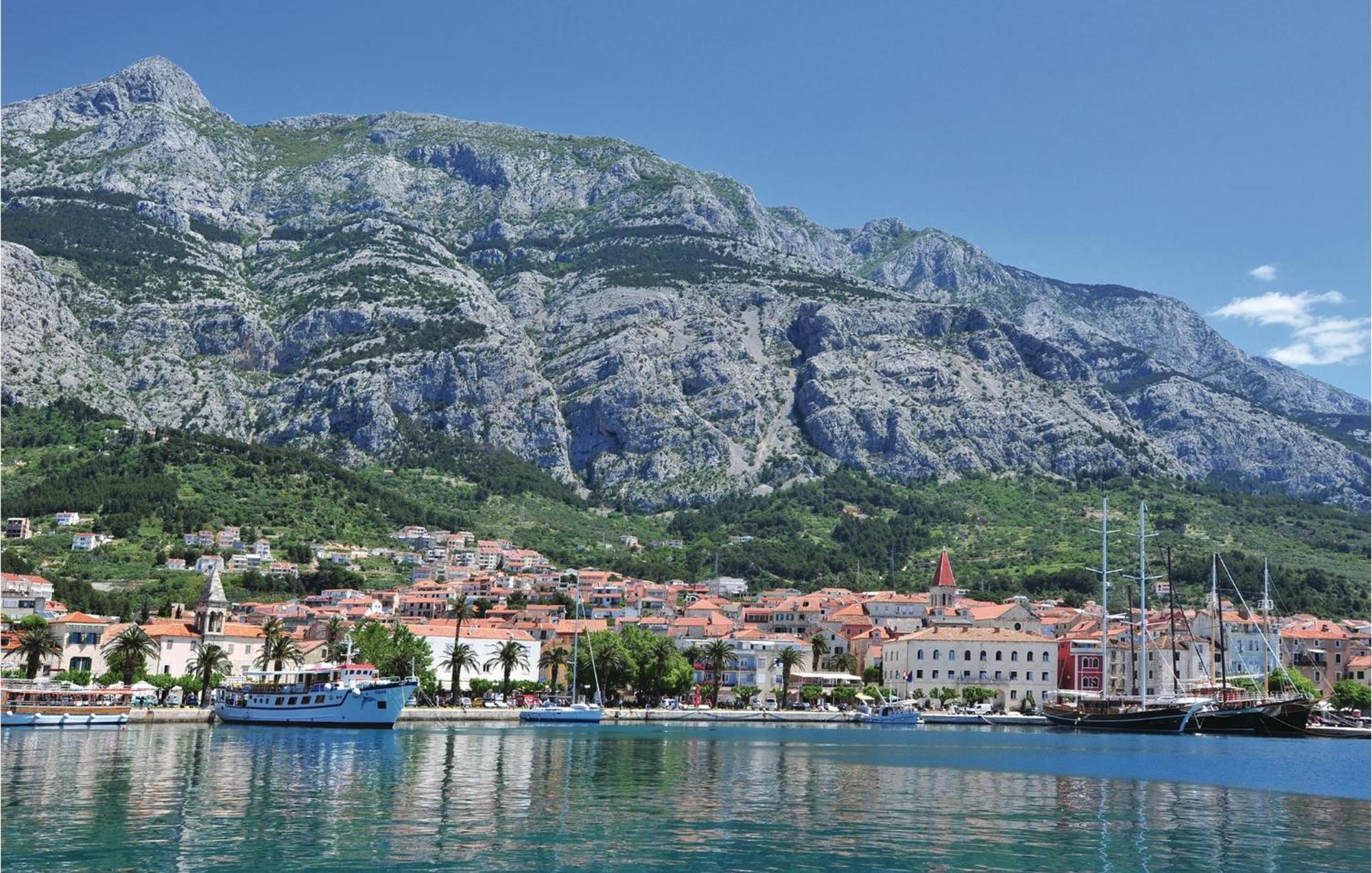 3 Bedroom Gorgeous Home In Makarska Exterior photo
